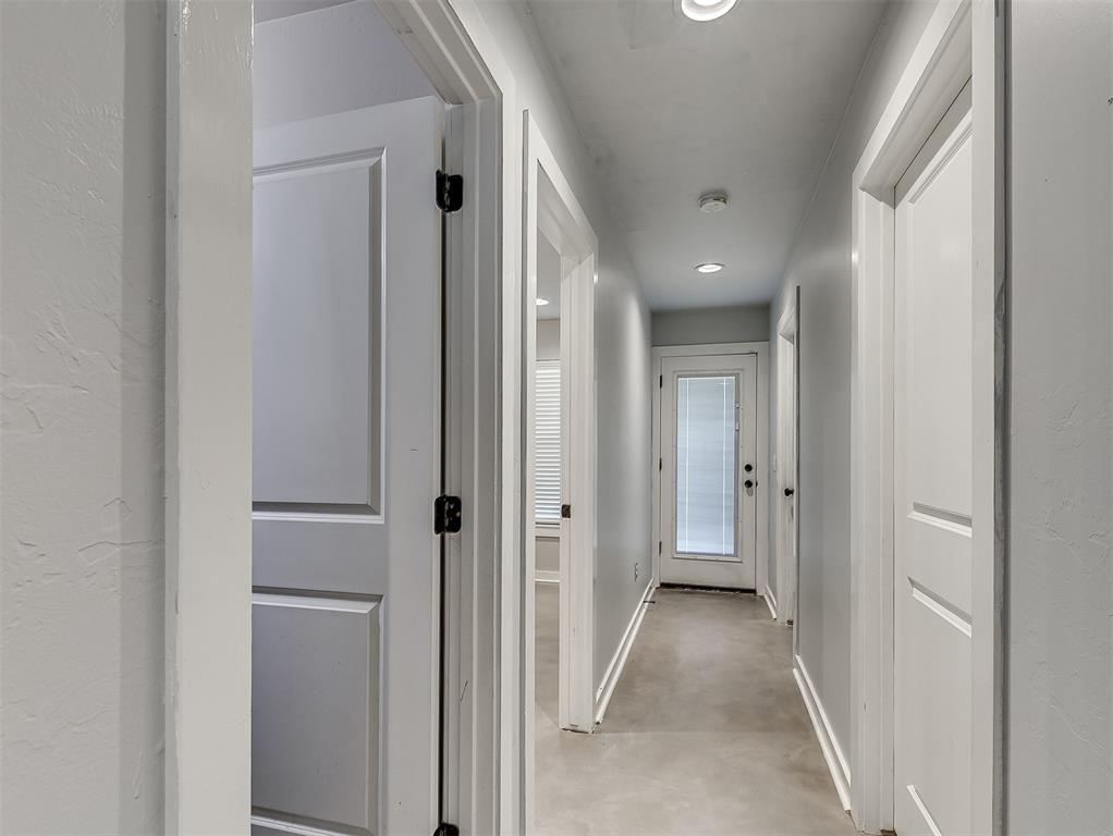 705 Ne 38th Street Property Photo 17