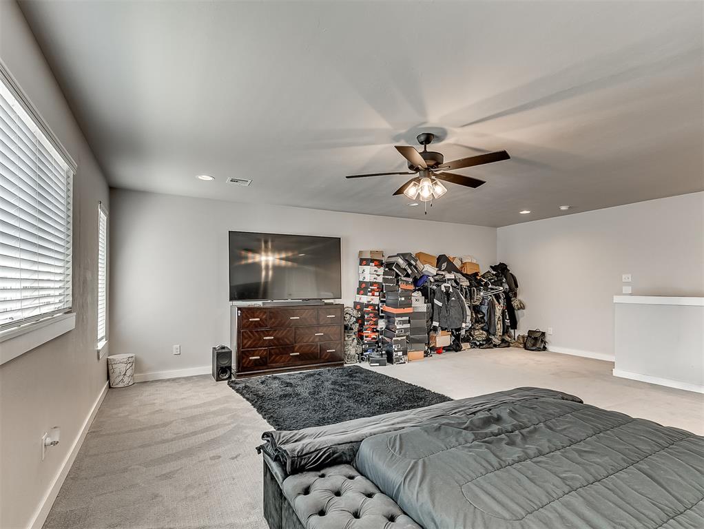 705 Ne 38th Street Property Photo 26