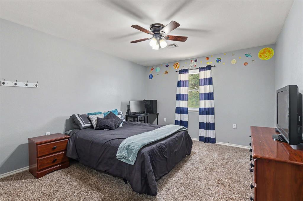 780 Pinewood Lane Property Photo 22