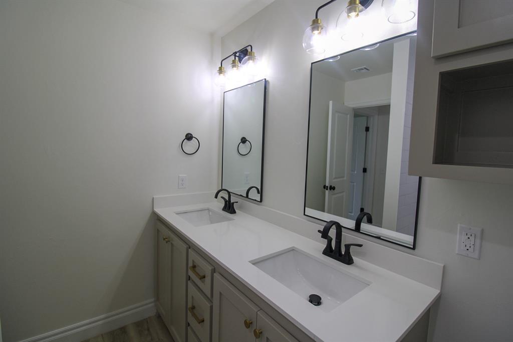 9316 Sw 38th Street Property Photo 29