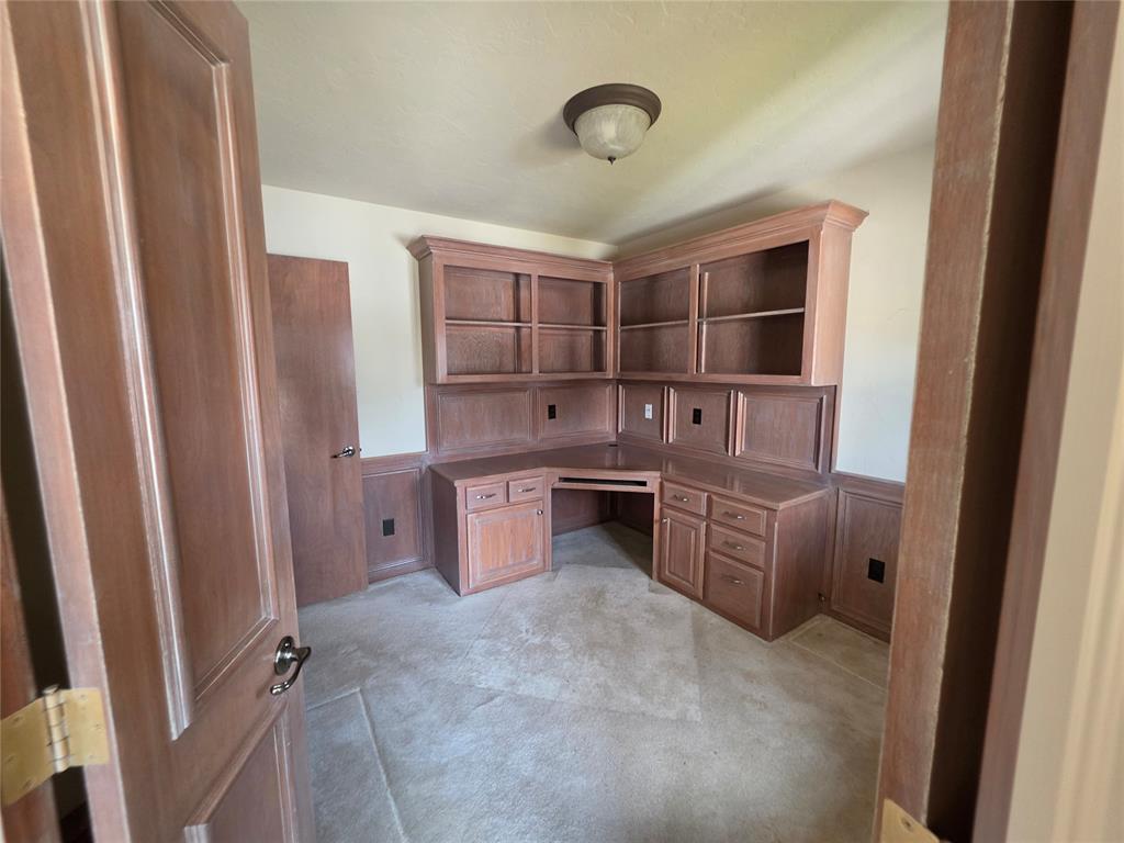 2720 Nw 151st Street Property Photo 4