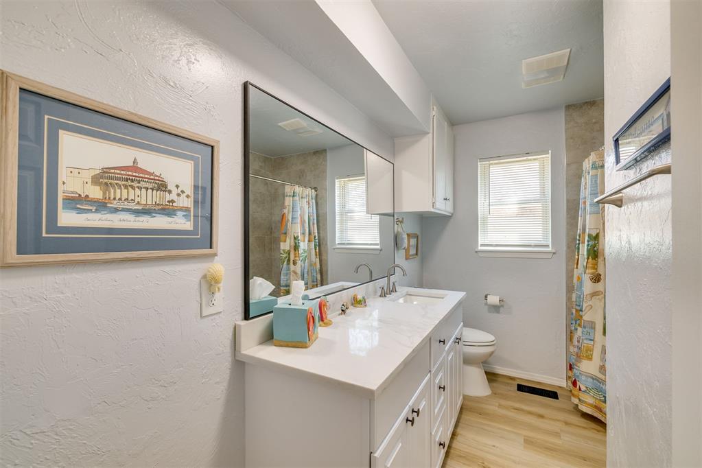 11613 Shasta Lane Property Photo 32