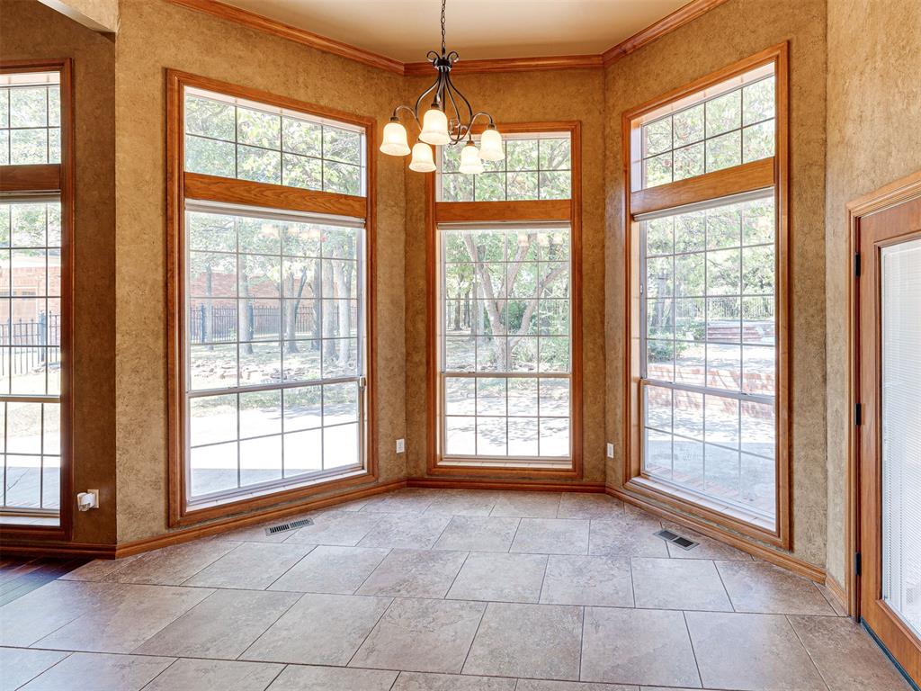8925 Oakmont Drive Property Photo 15