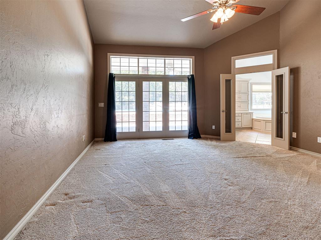 8925 Oakmont Drive Property Photo 22