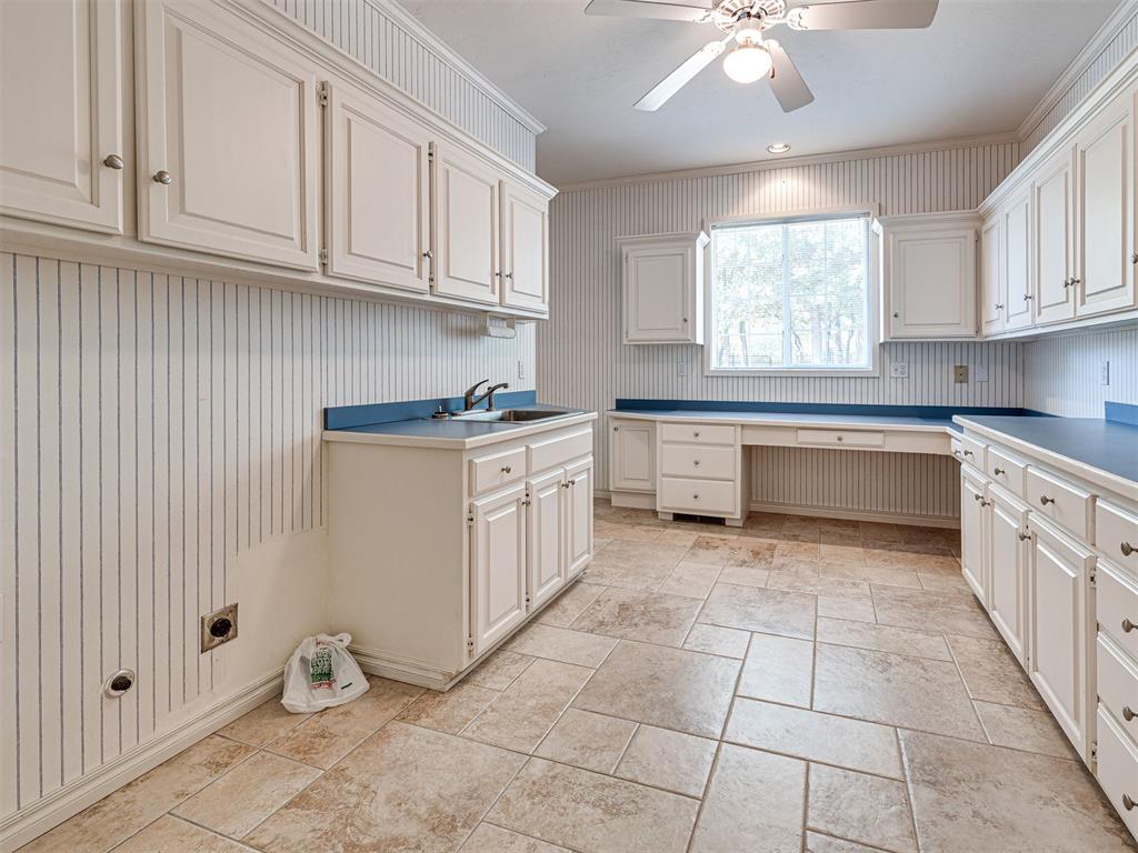 8925 Oakmont Drive Property Photo 35
