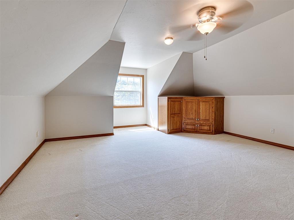 8925 Oakmont Drive Property Photo 37