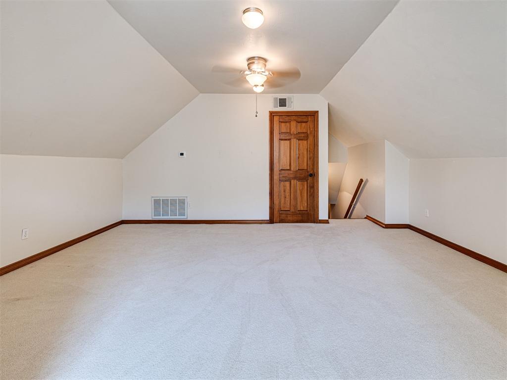 8925 Oakmont Drive Property Photo 38