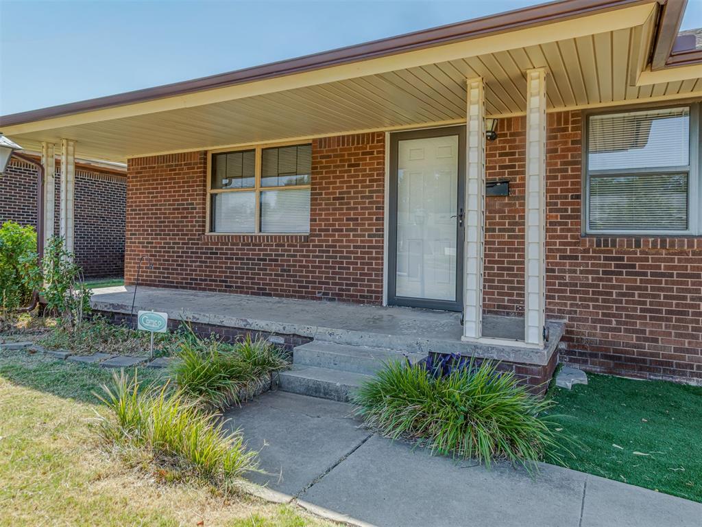 132 E Jarman Drive Property Photo 2