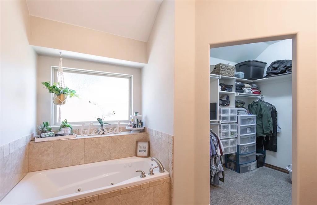 556 Montana Street Property Photo 17