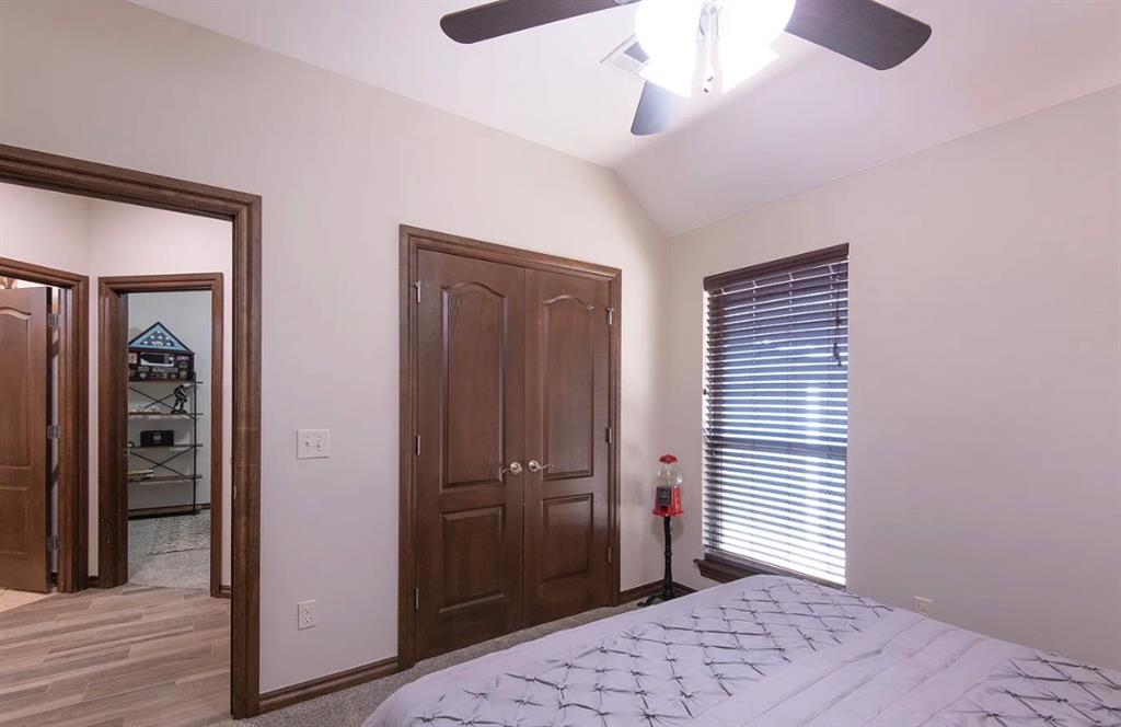 556 Montana Street Property Photo 20