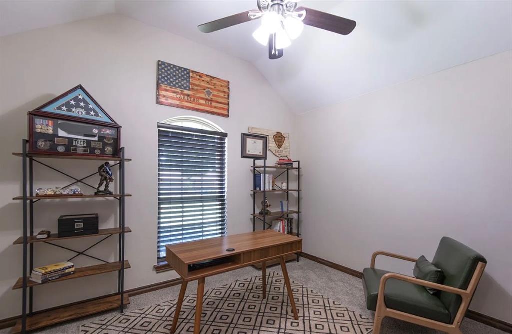 556 Montana Street Property Photo 21