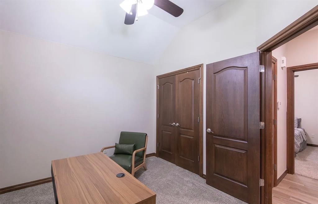 556 Montana Street Property Photo 23