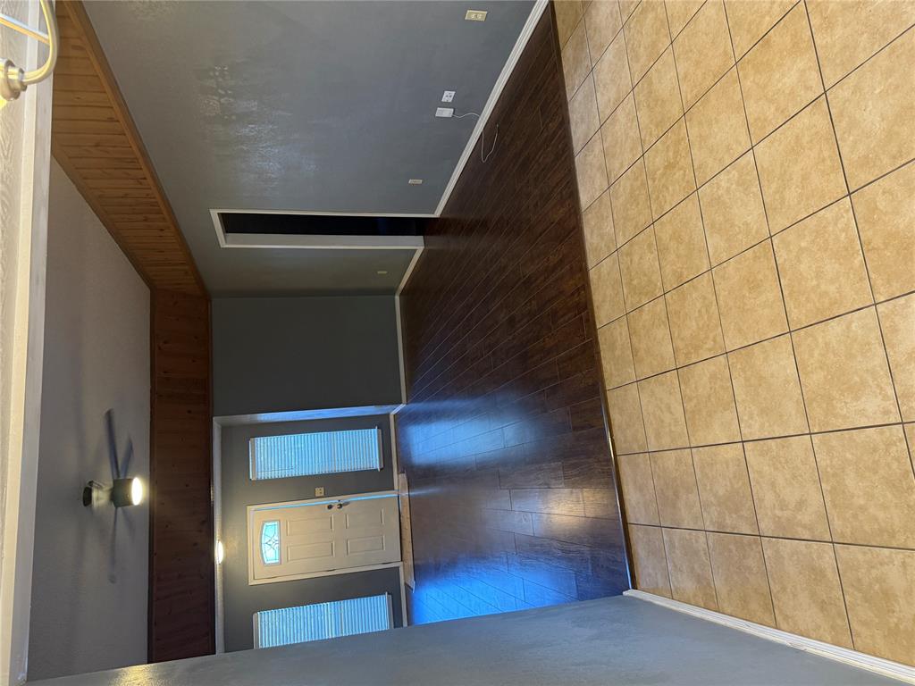 8617 N Eagle Lane Property Photo 4