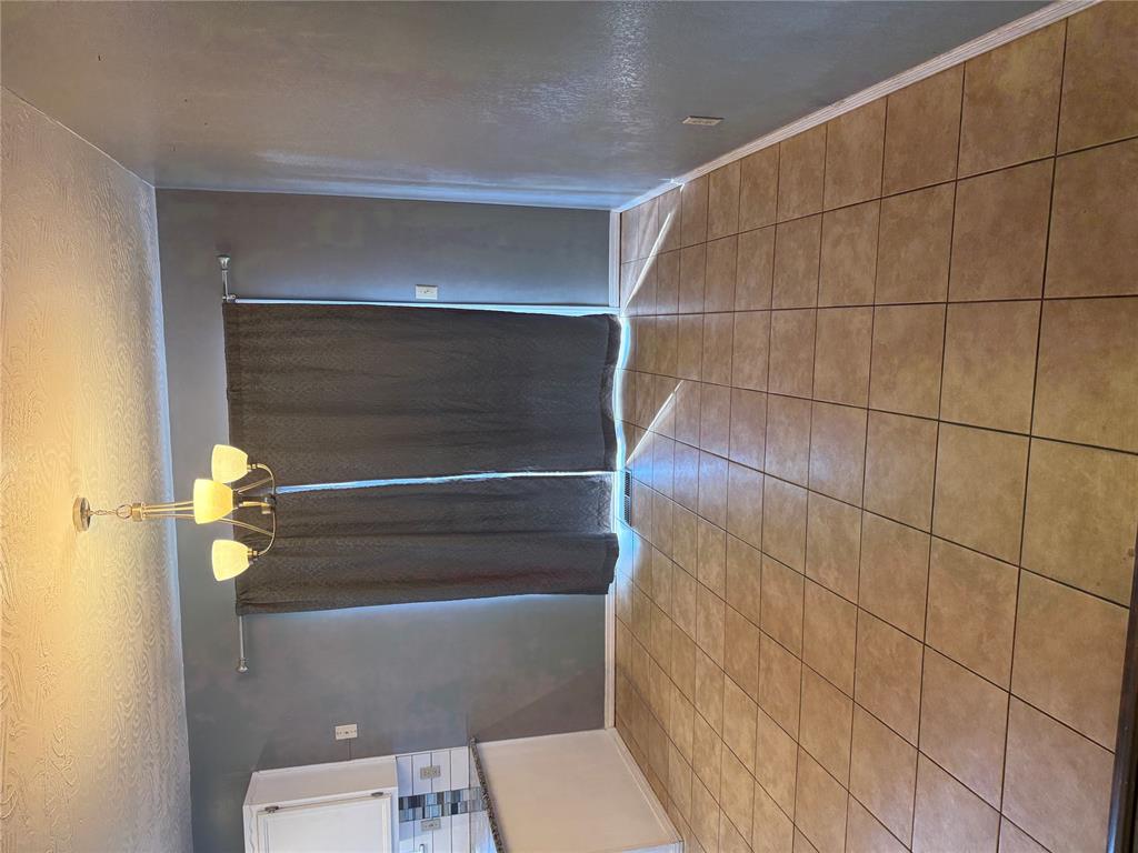 8617 N Eagle Lane Property Photo 6