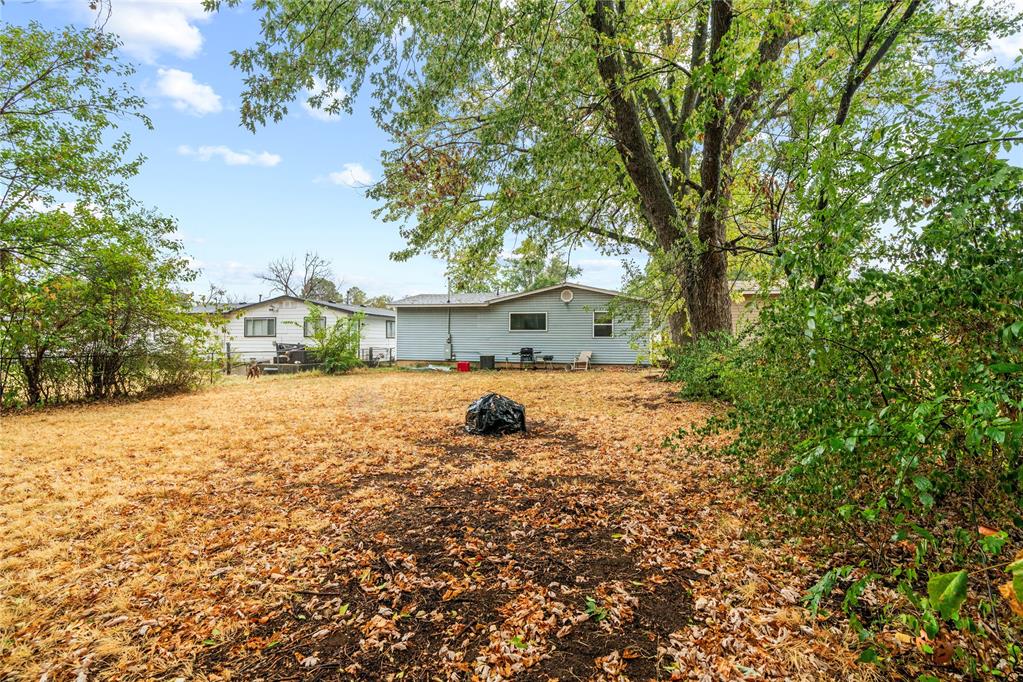 1138 E Alice Street Property Photo 16