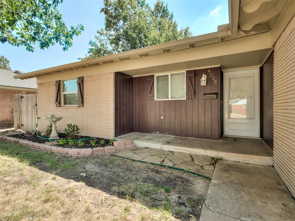 4308 Nw 54th Street Property Photo 5