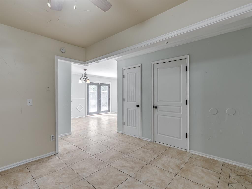 4308 Nw 54th Street Property Photo 10