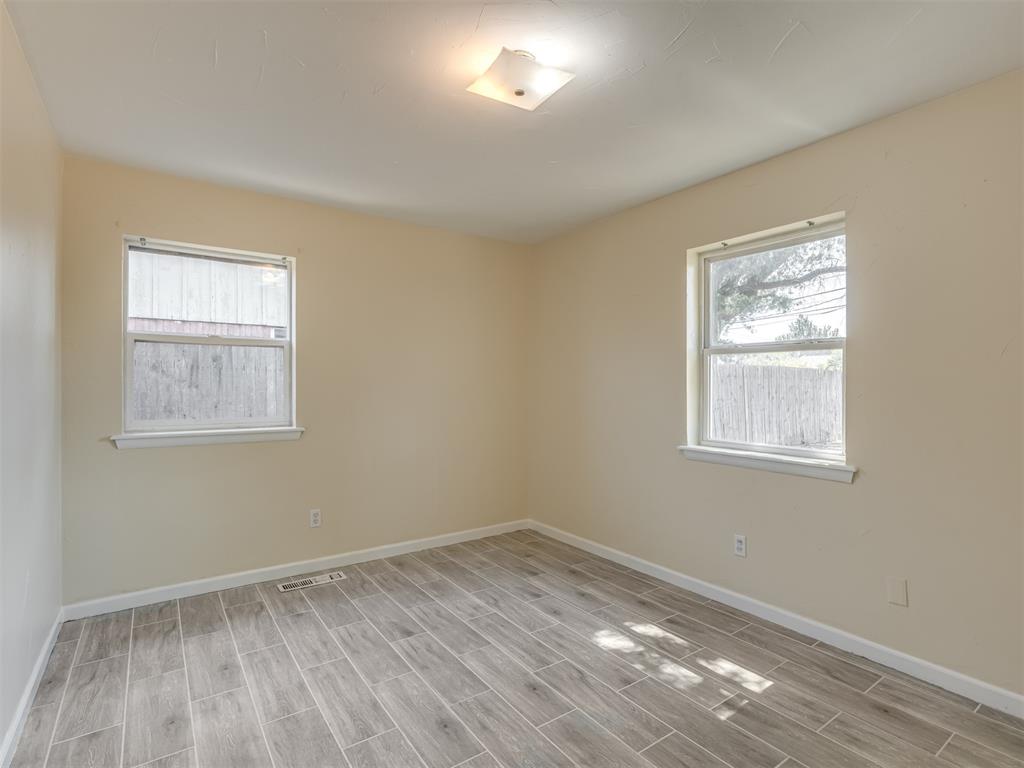 4308 Nw 54th Street Property Photo 15
