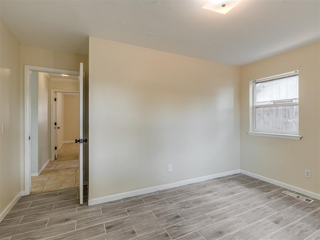 4308 Nw 54th Street Property Photo 17