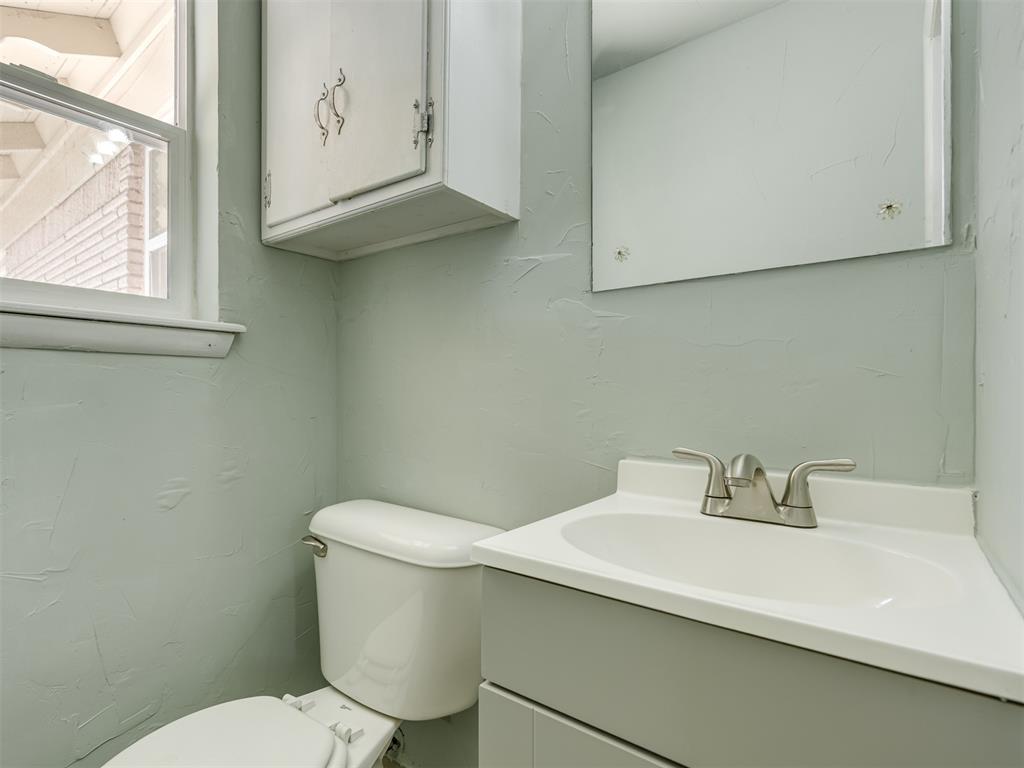 4308 Nw 54th Street Property Photo 18