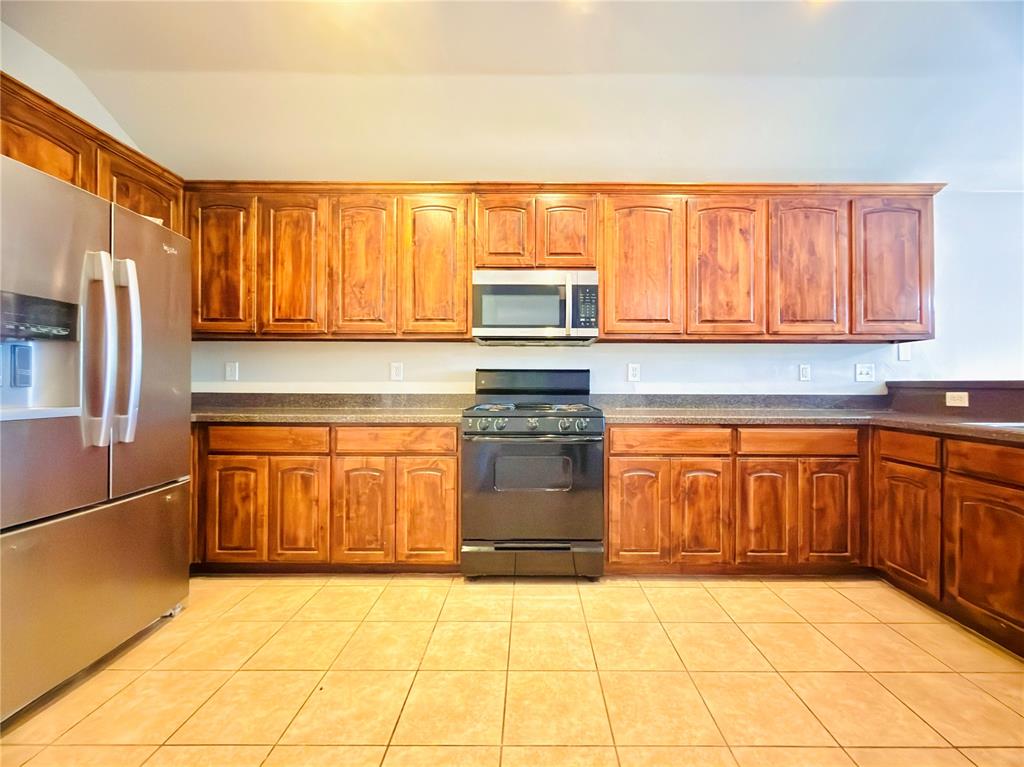 11237 Nw 97th Street Property Photo 10