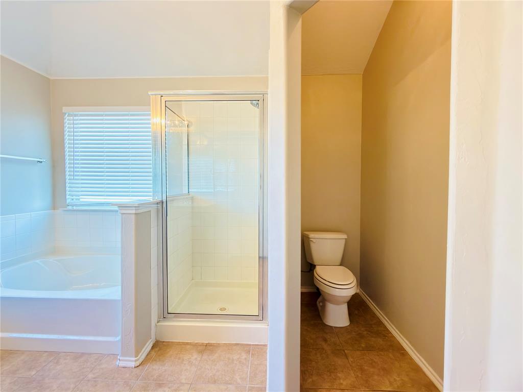 11237 Nw 97th Street Property Photo 22