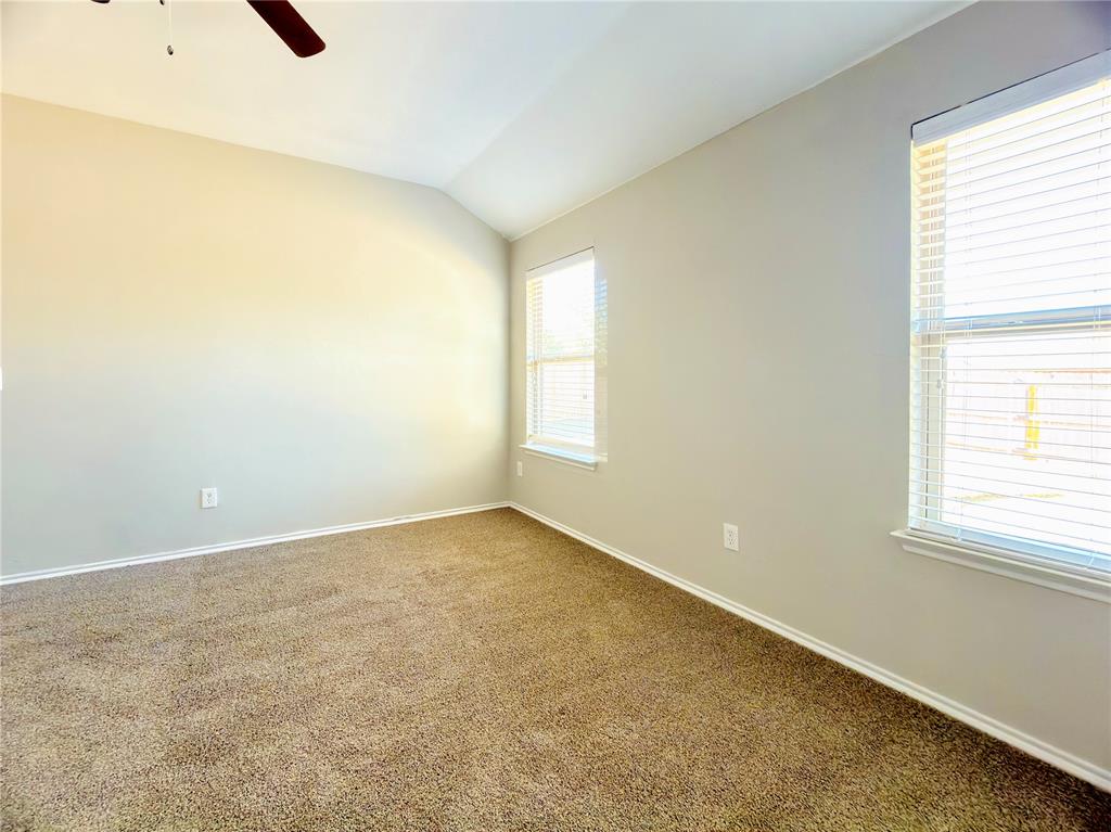 11237 Nw 97th Street Property Photo 23