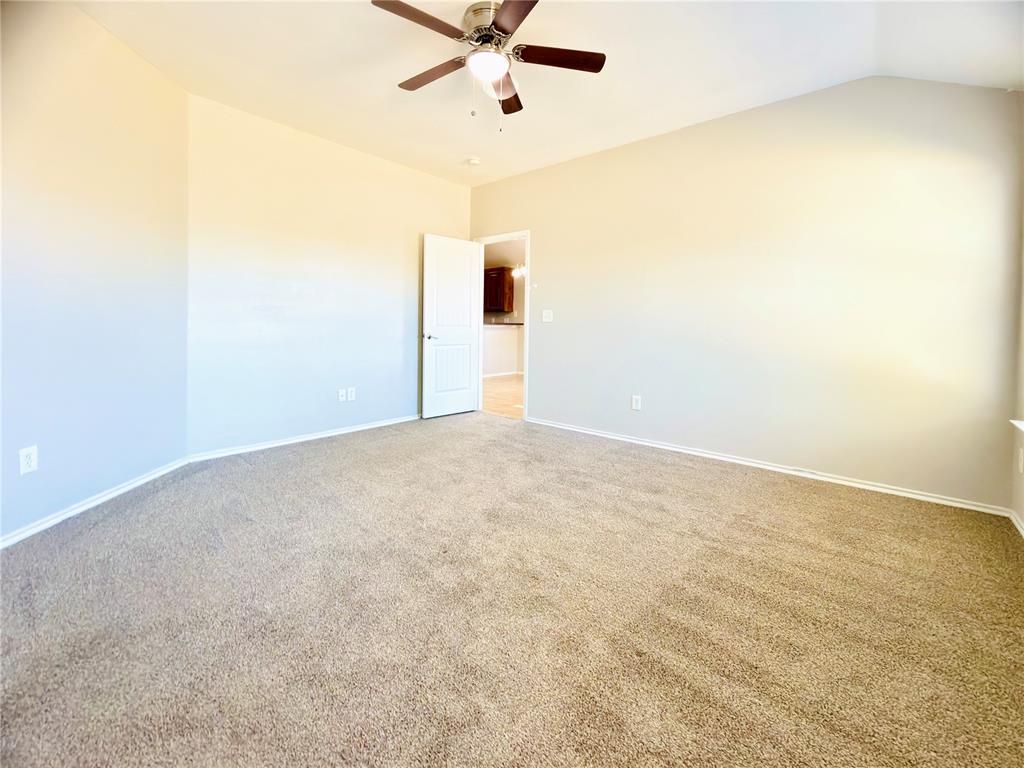 11237 Nw 97th Street Property Photo 25