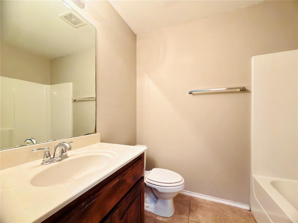 11237 Nw 97th Street Property Photo 30