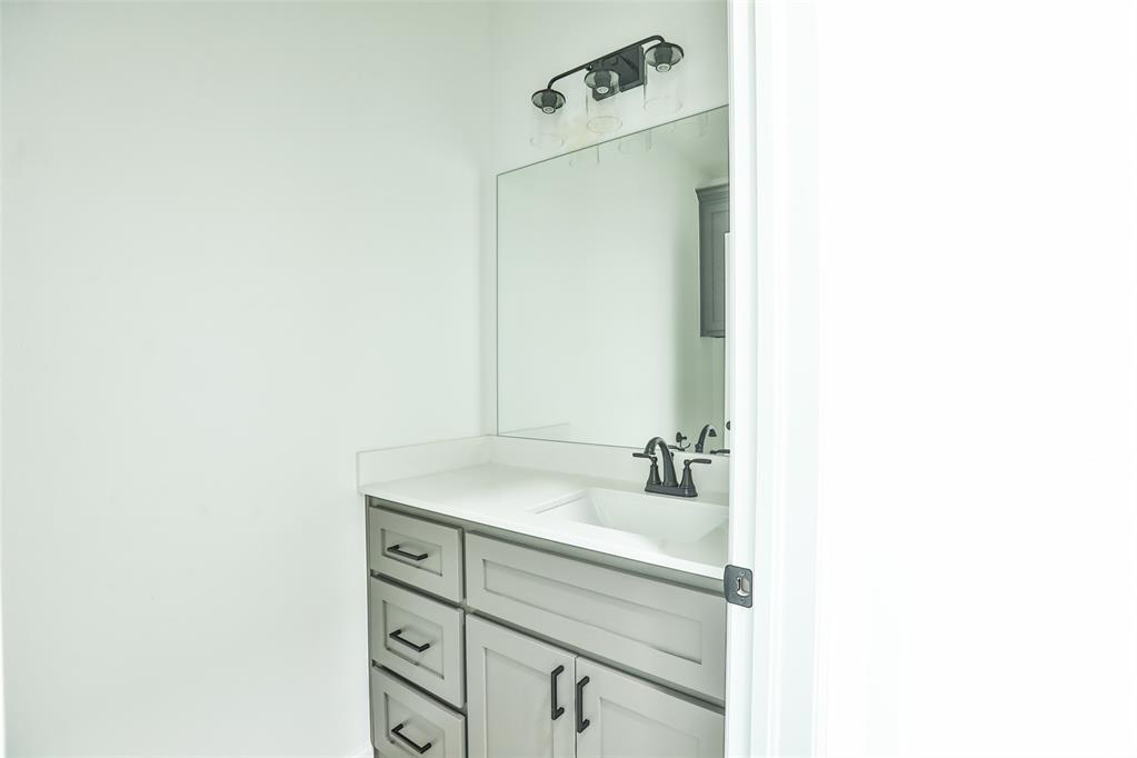 24736 Medio Street Property Photo 26