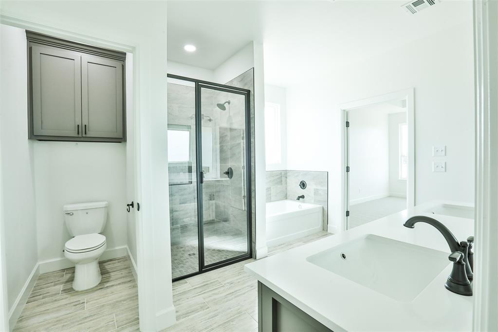 24736 Medio Street Property Photo 33