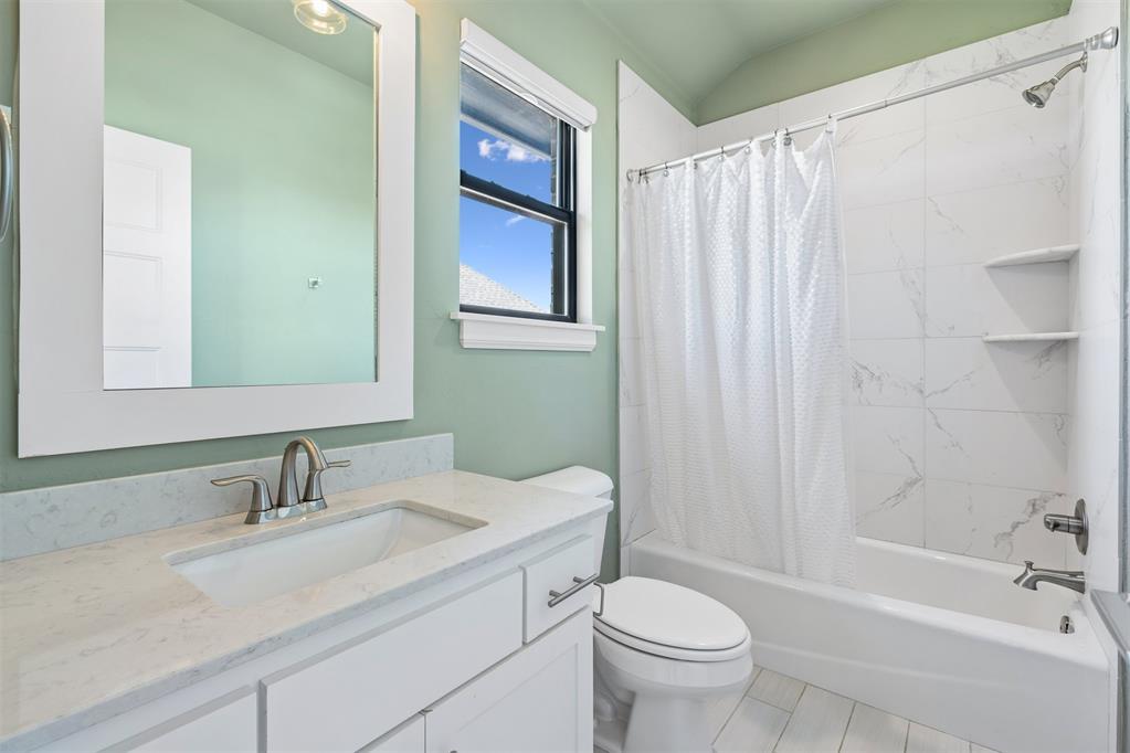 16745 Little Leaf Court Property Photo 33