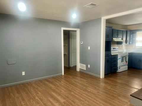 1720 Sw 18th Street Property Photo 3