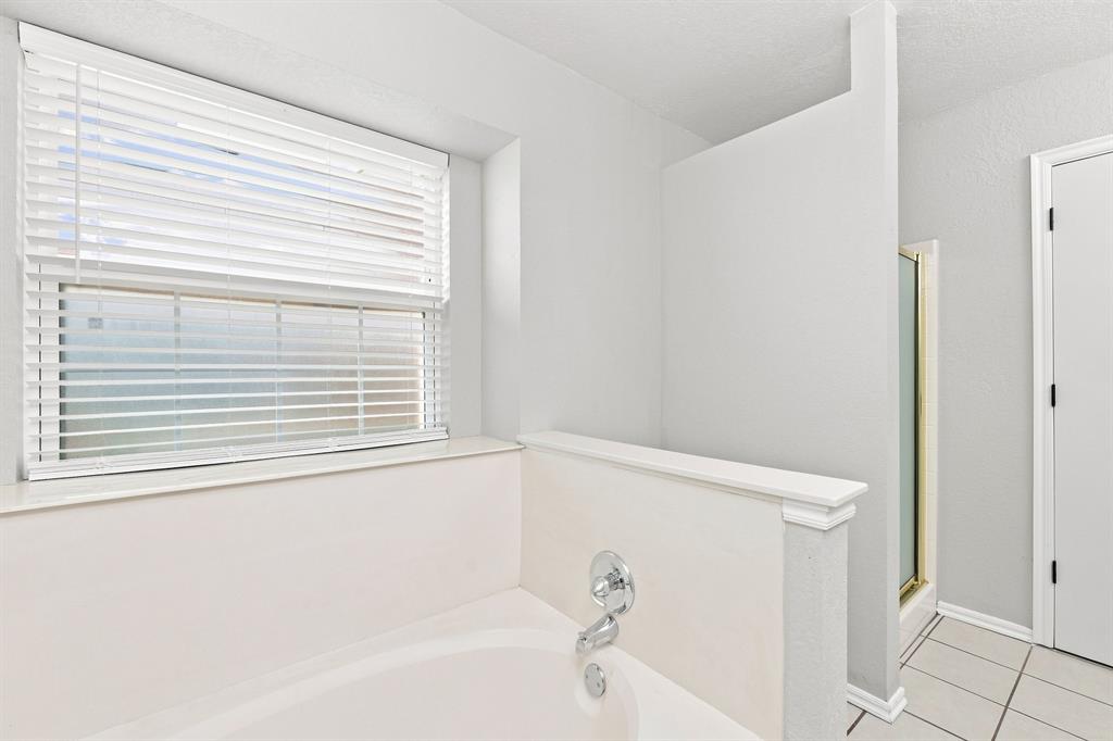 4004 Night Hawk Drive Property Photo 13