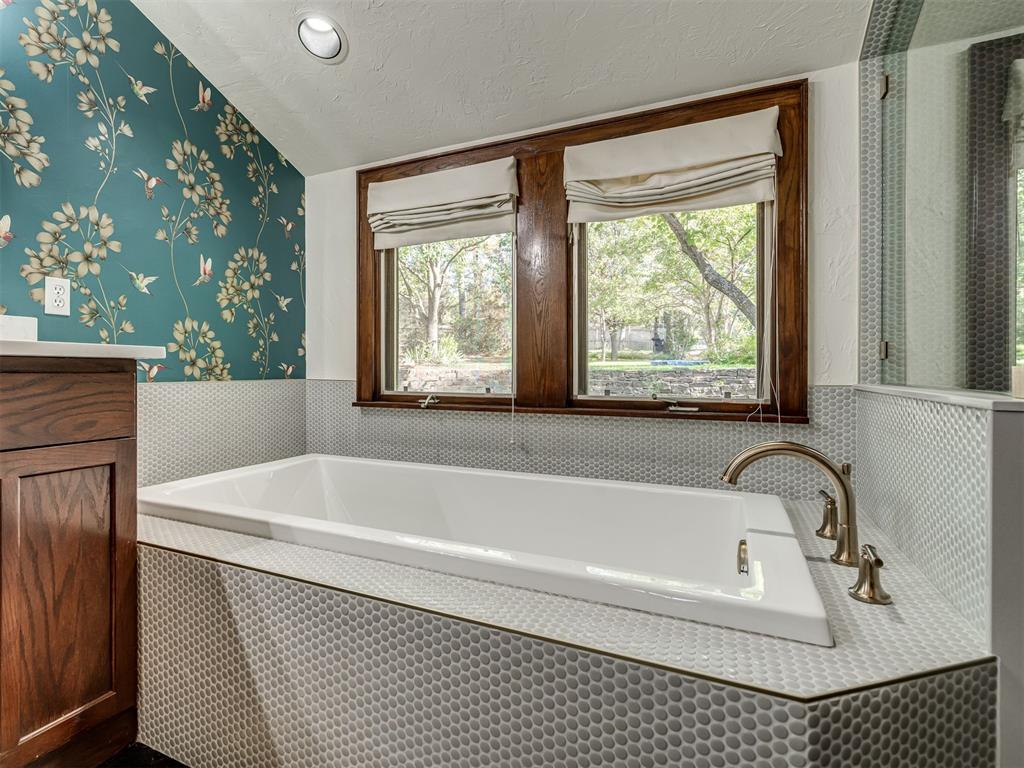 3376 Ne 50th Street Property Photo 27