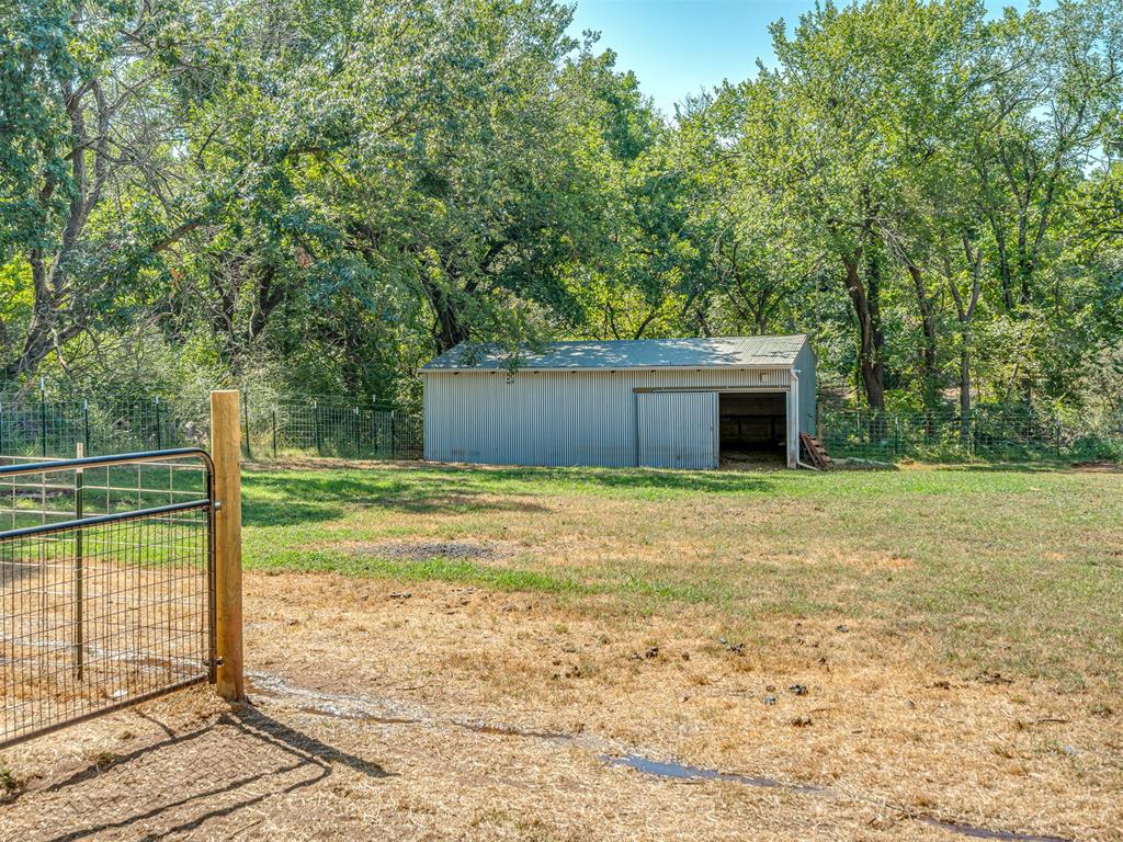 3376 Ne 50th Street Property Photo 44