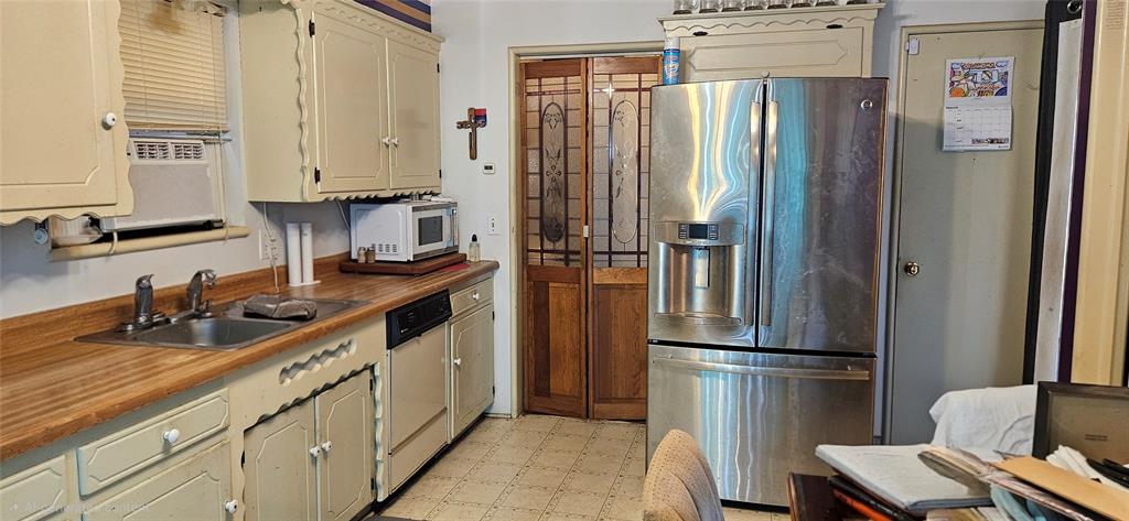 2617 N Hammond Avenue Property Photo 6