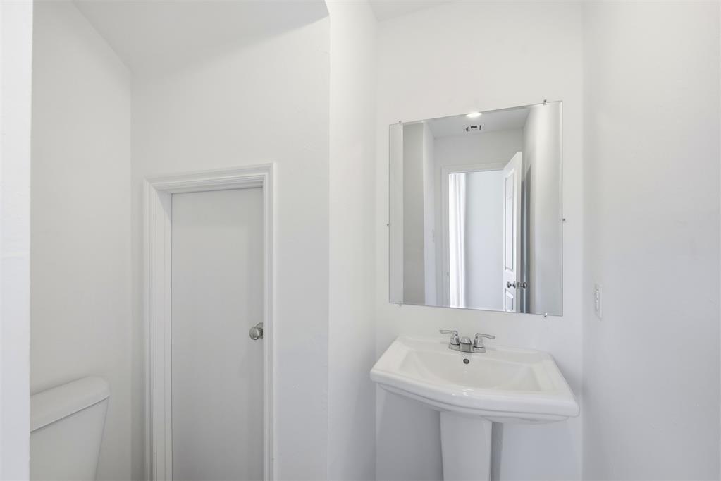 3300 Nw 149th Street Property Photo 6