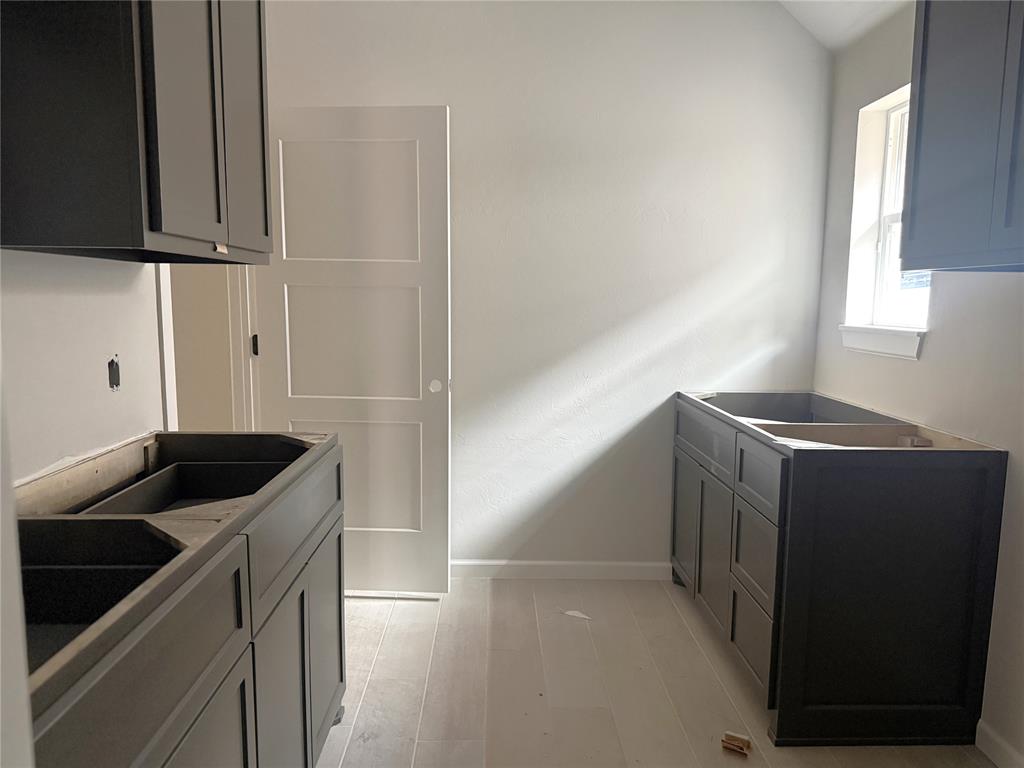 4009 Coronado Drive Property Photo 13