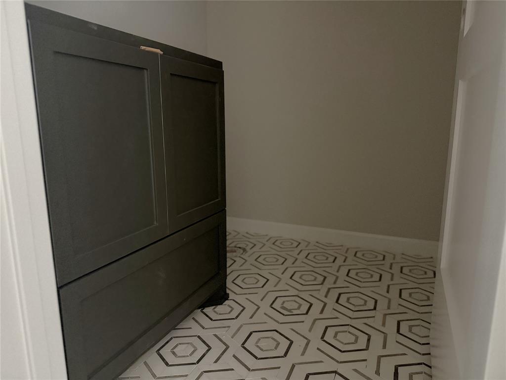4009 Coronado Drive Property Photo 15