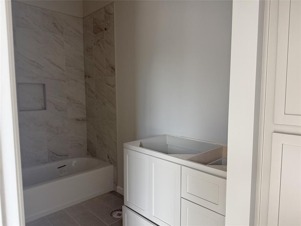 4009 Coronado Drive Property Photo 20