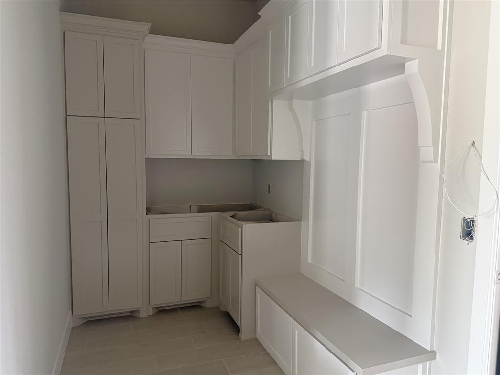 4009 Coronado Drive Property Photo 22