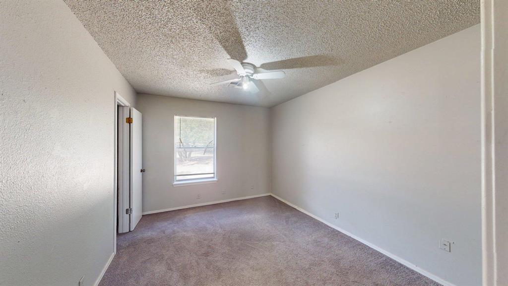 121 W Clegern Avenue Property Photo 12