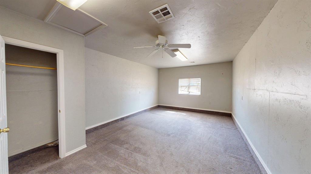 121 W Clegern Avenue Property Photo 14