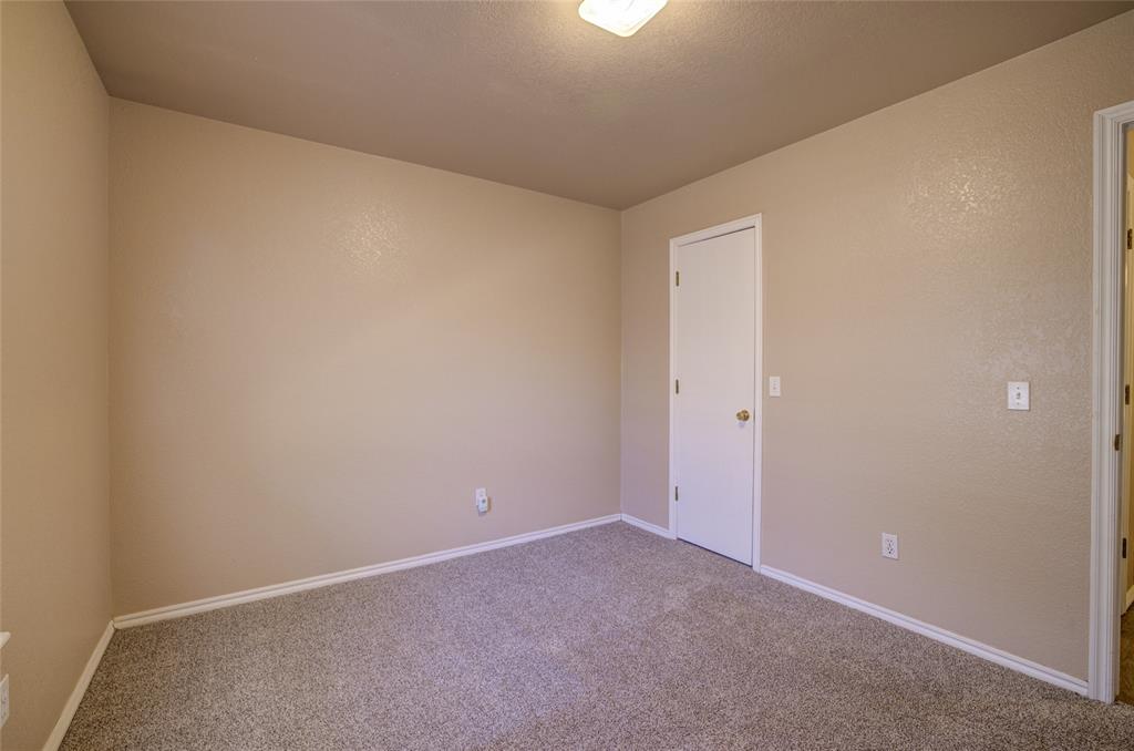437 Waterfront Property Photo 31