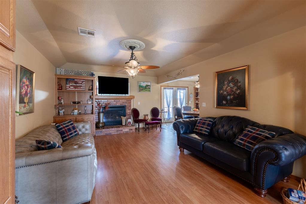 2204 Gray Dove Drive Property Photo 10