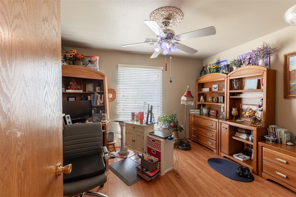 2204 Gray Dove Drive Property Photo 25