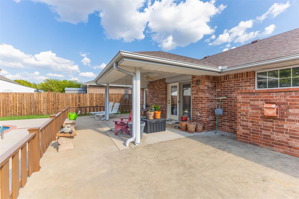 2204 Gray Dove Drive Property Photo 29