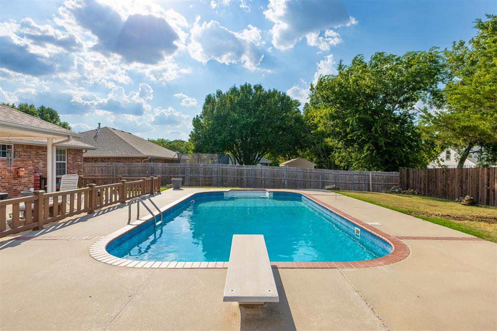 2204 Gray Dove Drive Property Photo 32