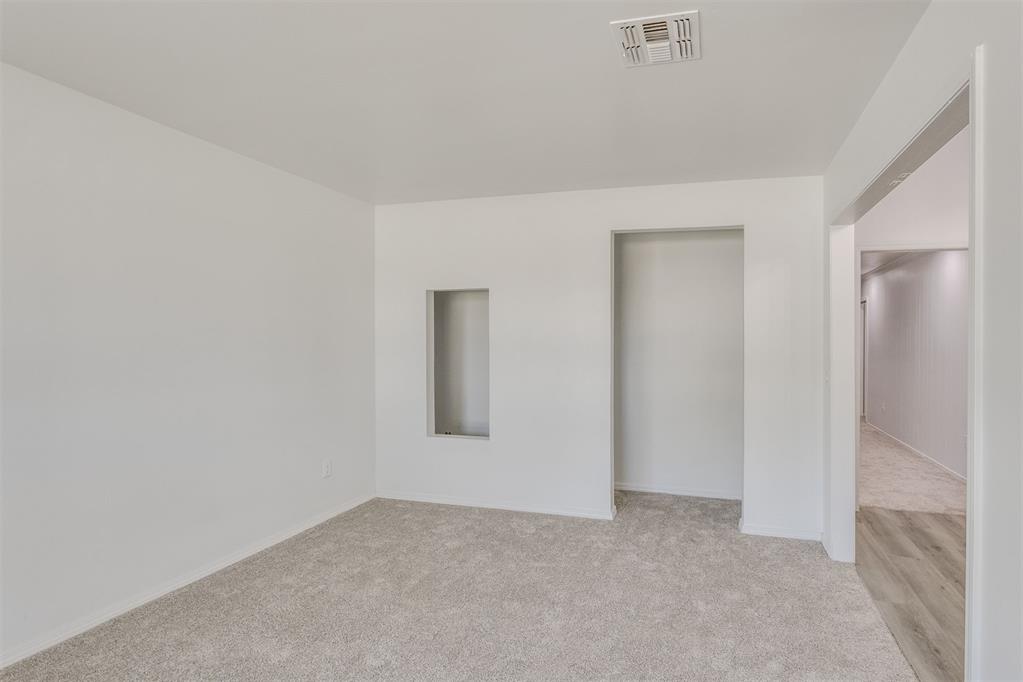 13400 Apple Valley Drive Property Photo 9